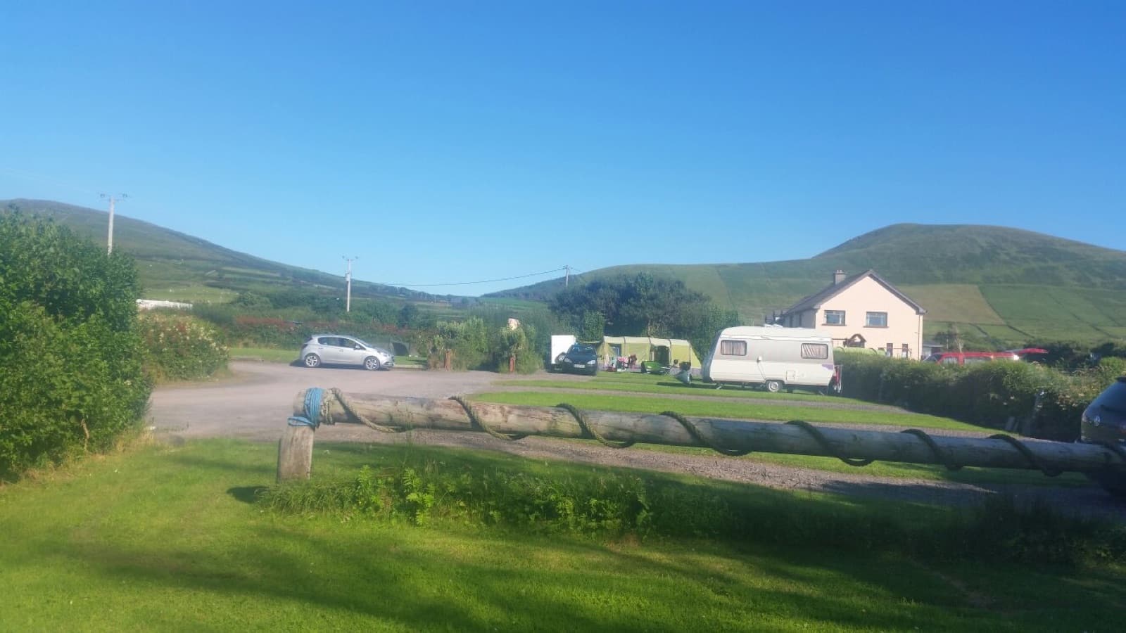 Campáil Teach an Aragail, Dingle, County Kerry