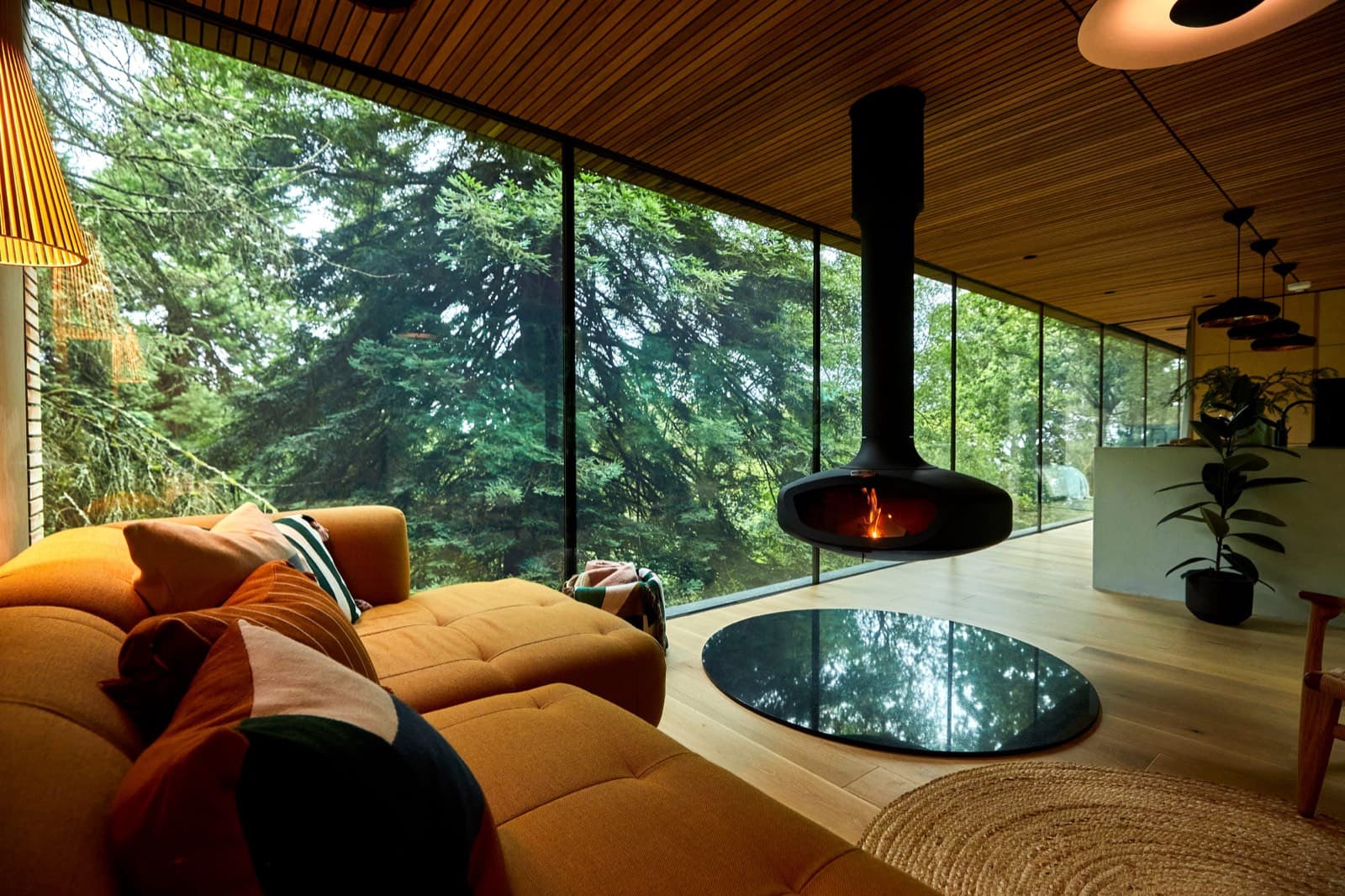 Looking Glass Lodge, Fairlight, East Sussex