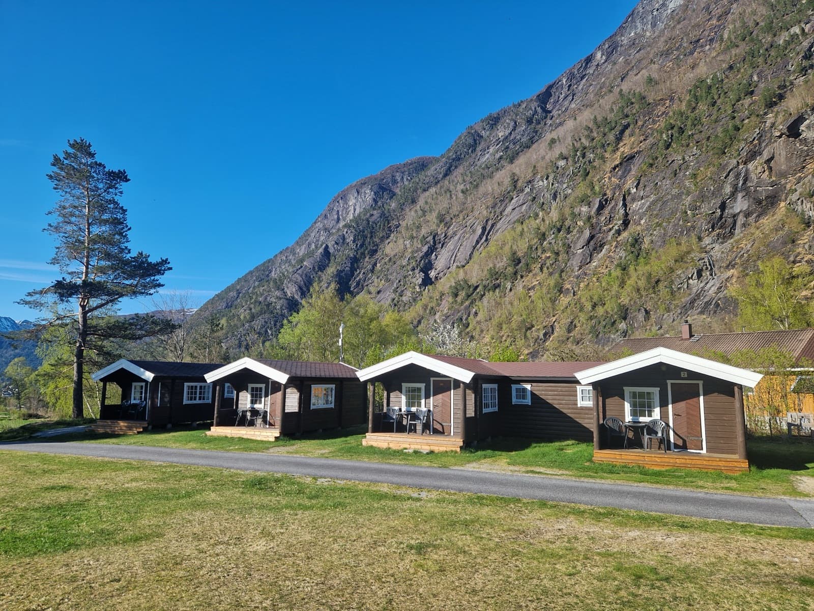 Mjelva Camping og Hytter, Åndalsnes, Fjord Norway